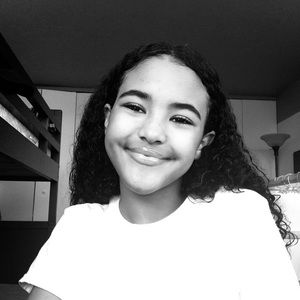 Meet your Posher, Maya